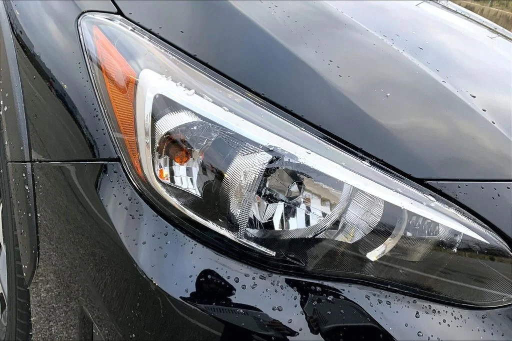 Used 2020 Black Subaru Premium image 28