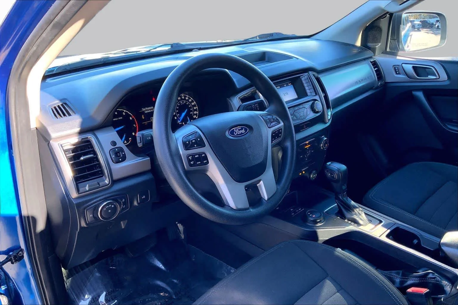 Certified Used 2019 Blue Ford XLT image 18