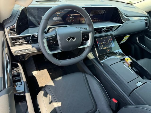 New 2026 RADIANT WHITE INFINITI Luxe 2WD image 23