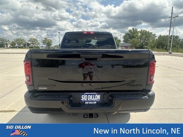 New 2026 Diamond Black Crystal Pearl-Coat Exterior Paint RAM Big Horn image 4