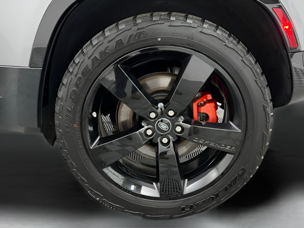 Used 2021  Land Rover X image 54