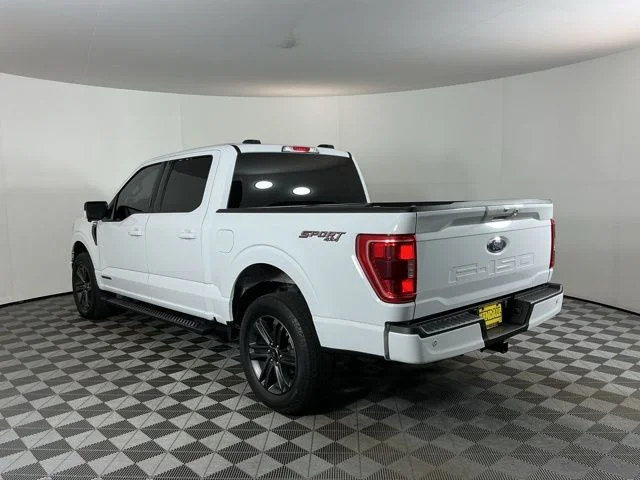 Used 2023 White Ford XLT image 6