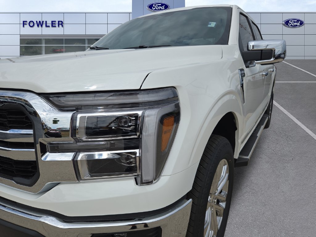 New 2026 White Ford Lariat image 29