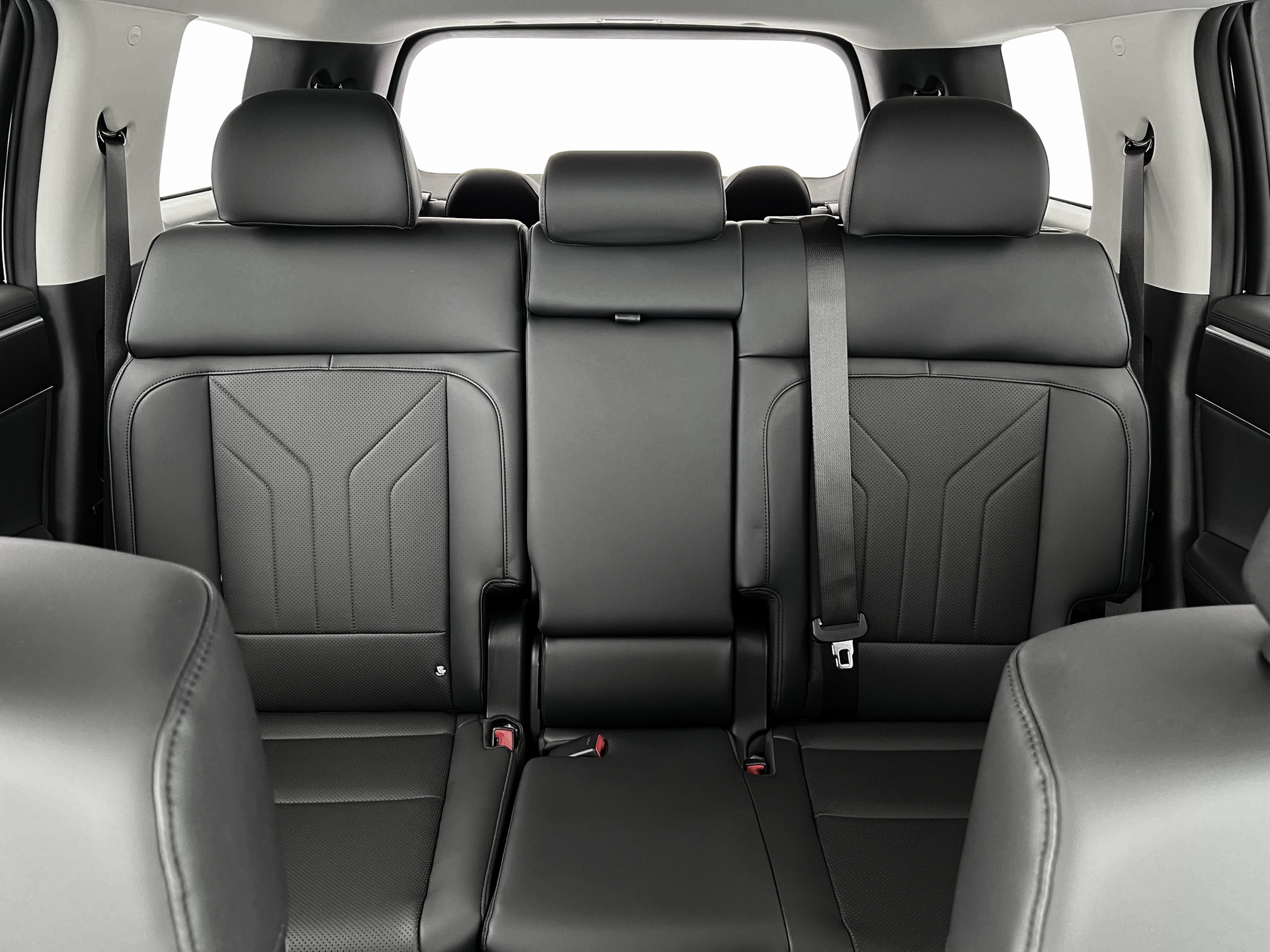 2025 Hyundai Santa Fe SEL - Photo 16