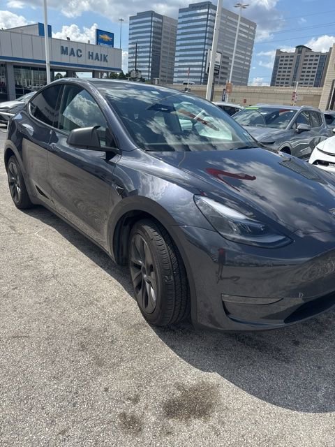 2025 Tesla Model Y Long Range Dual Motor All-Wheel Drive's photo