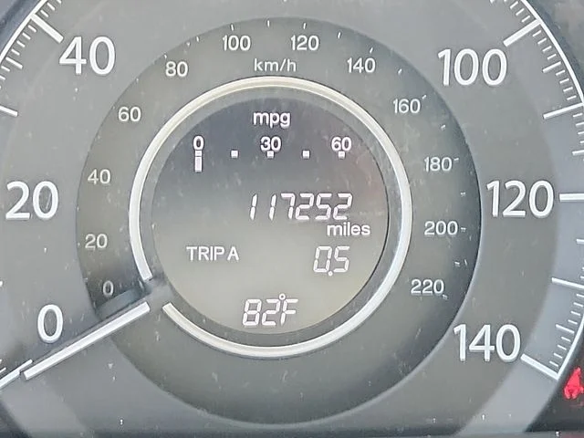 Used 2014 White Honda EX-L image 20