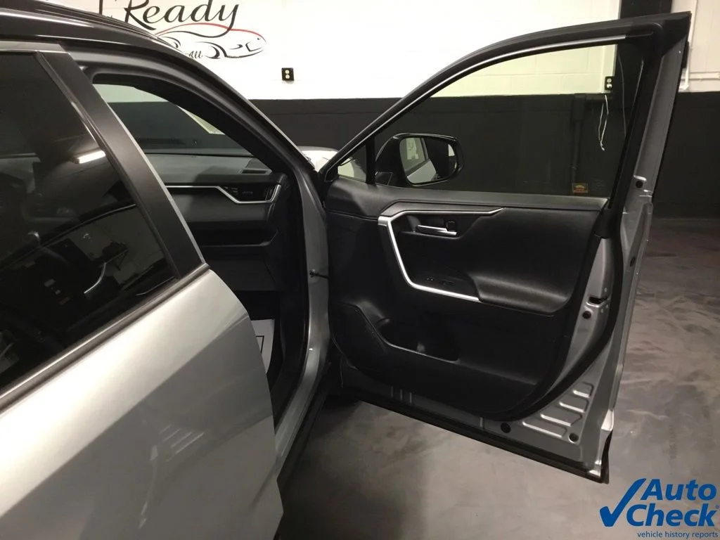 Used 2019 Silver Toyota XSE image 42