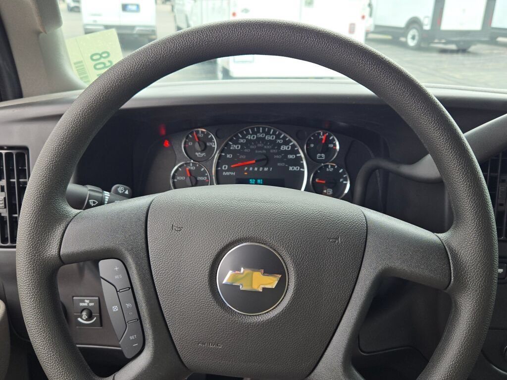 2025 Chevrolet Express Cargo Work Van - Photo 26