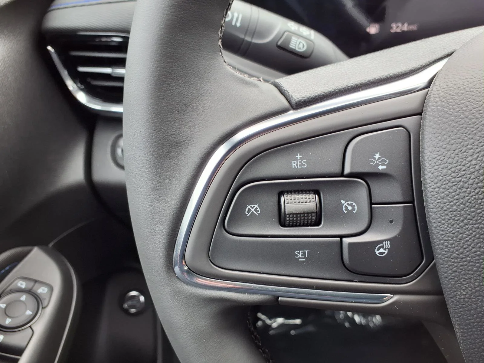 2026 Buick Envista Sport Touring - Photo 9
