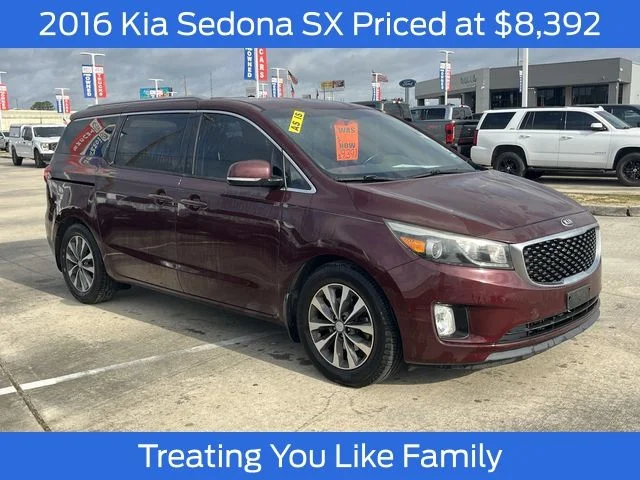 2016 Kia Sedona SX's photo