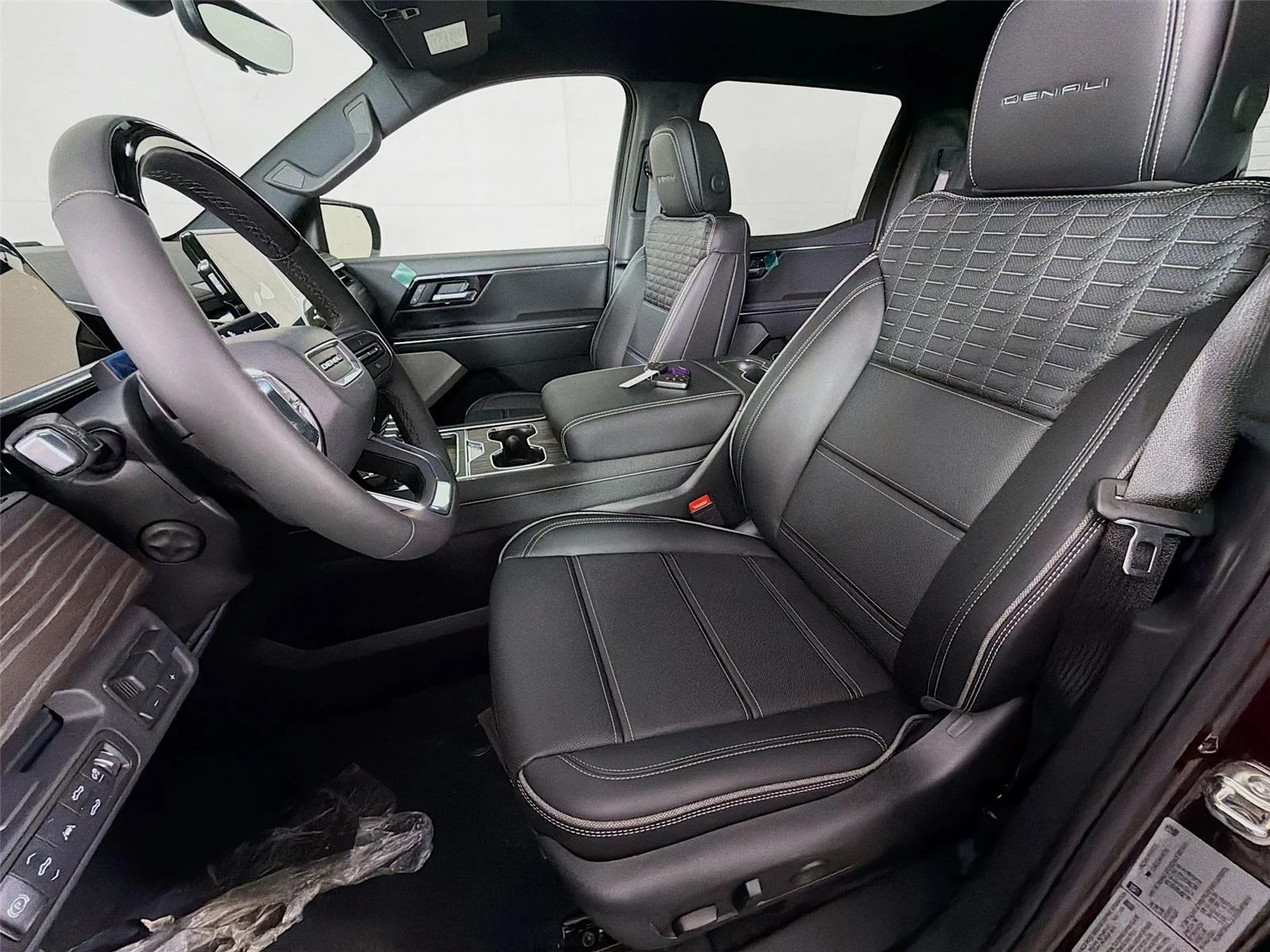 2025 GMC Sierra EV Denali - Photo 11