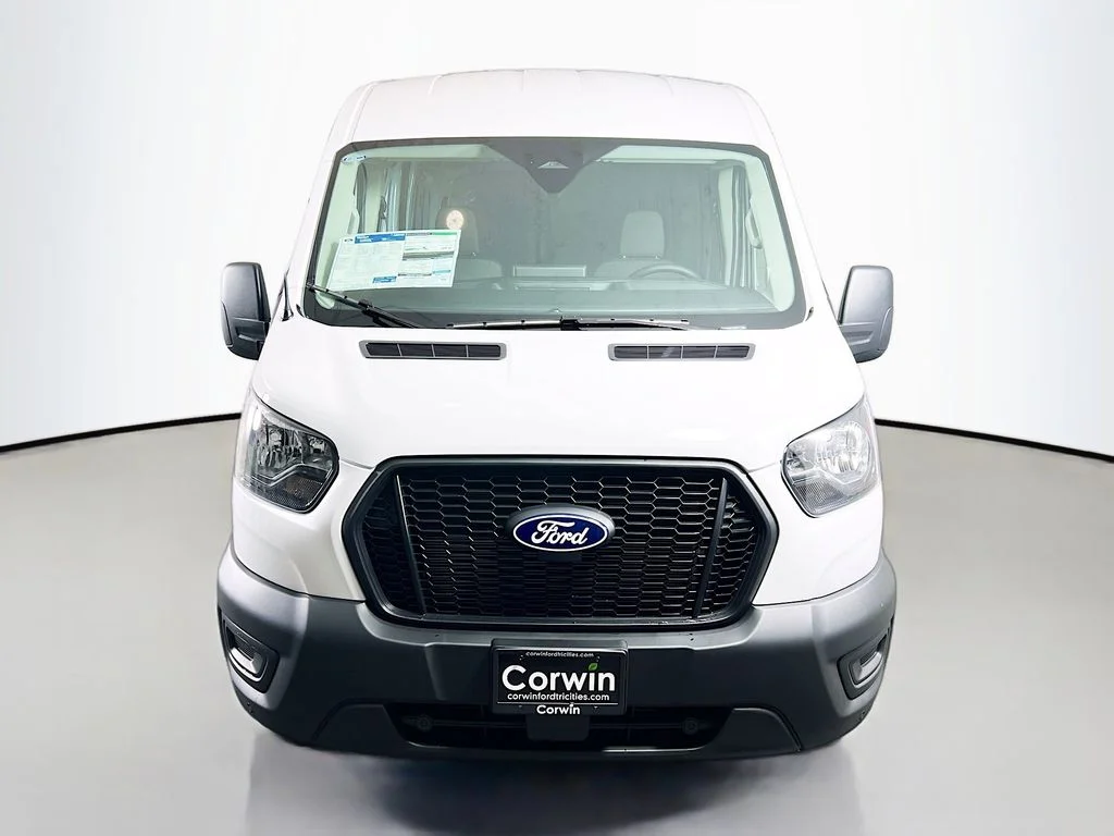 New 2026 Oxford White Ford Base image 4