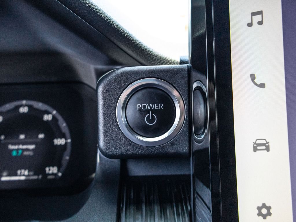 Used 2026  Toyota Platinum image 44