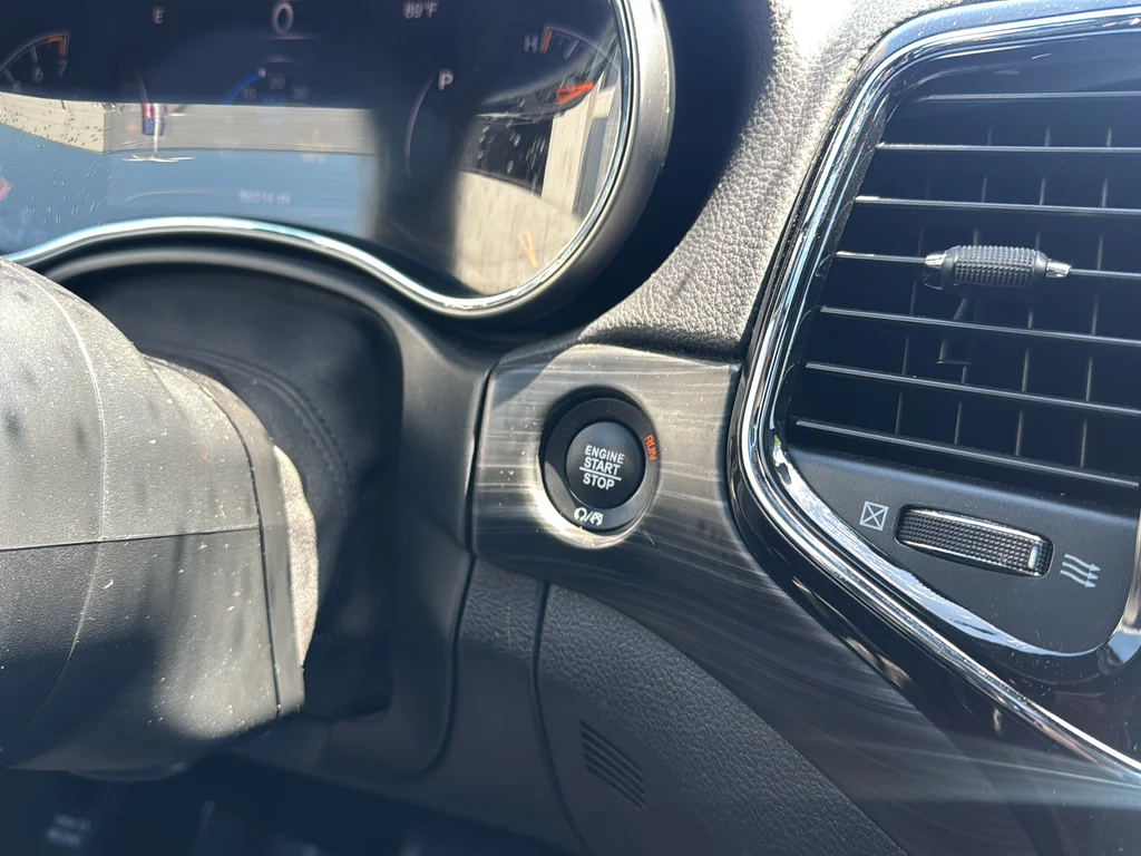 Used 2021 Gray Jeep Laredo X image 13
