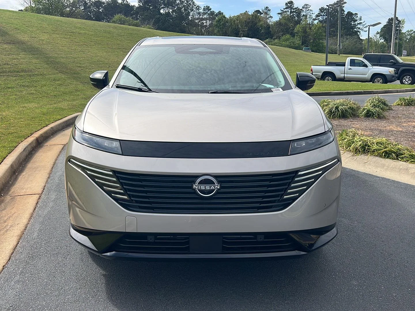 New 2026 Champagne Silver Metallic Nissan Platinum image 9