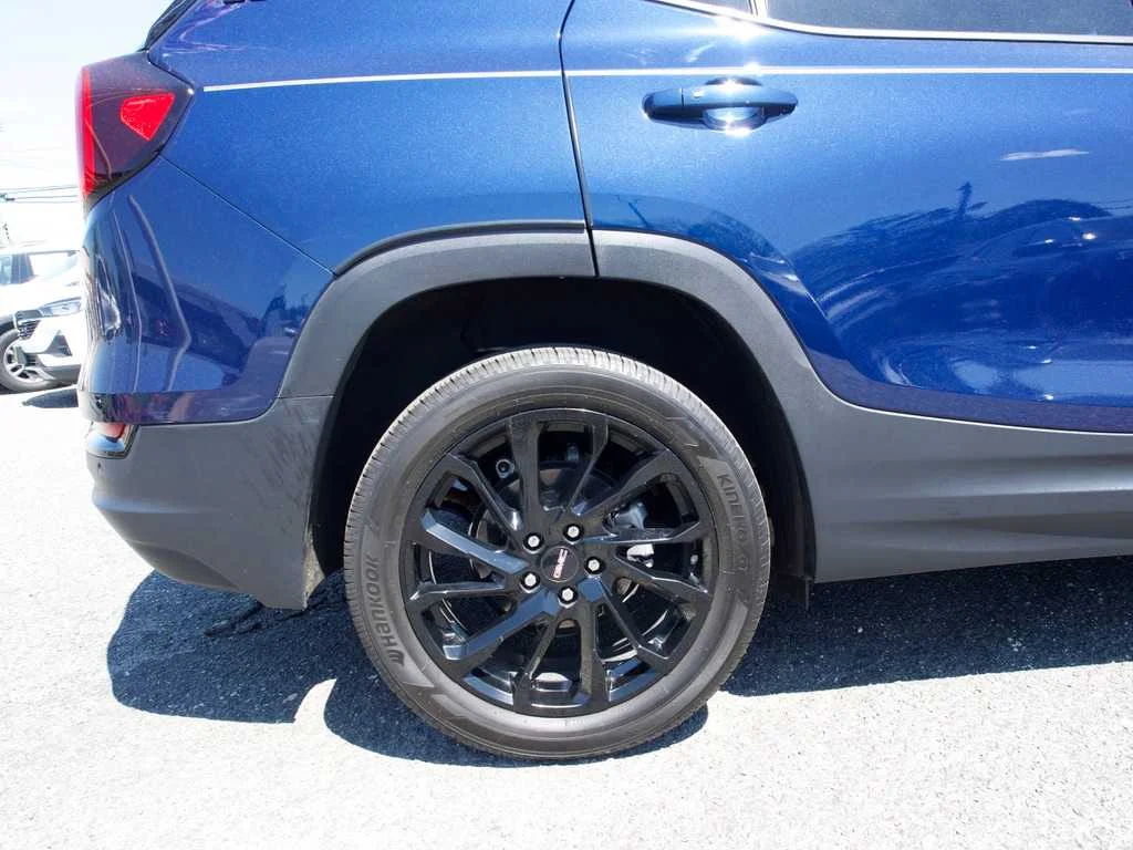 2023 GMC Terrain SLT - Photo 14