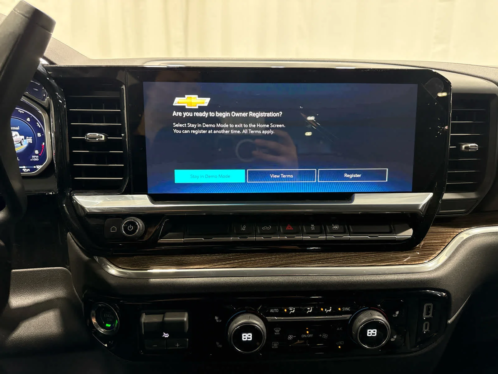 Used 2026 Lakeshore Blue Metallic Chevrolet LT image 25