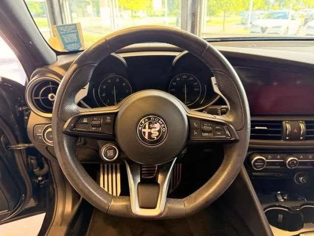 Used 2022 Vulcano Black Metallic Alfa Romeo Veloce image 16