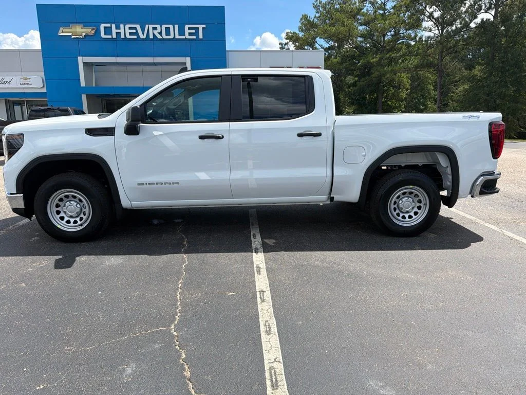 New 2026 Summit White GMC Pro image 2