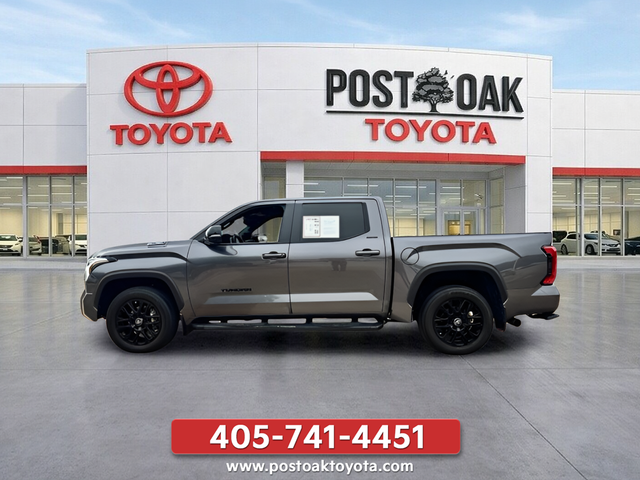 Used 2025 Gray Toyota Limited image 3