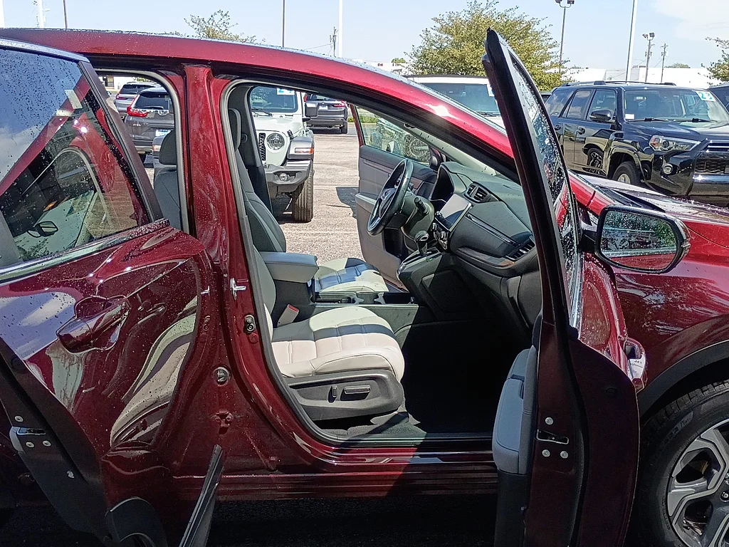 Certified Used 2018 RED Honda EX-L image 15