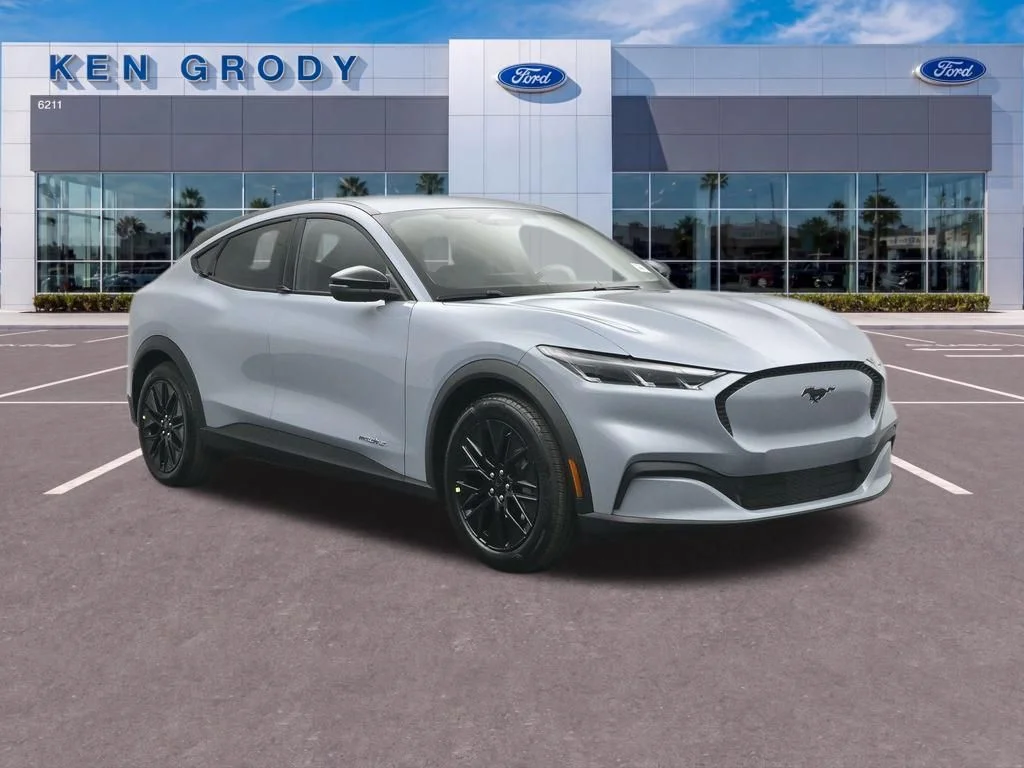 New 2026 Glacier Gray Metallic Tri-coat Ford Select image 1