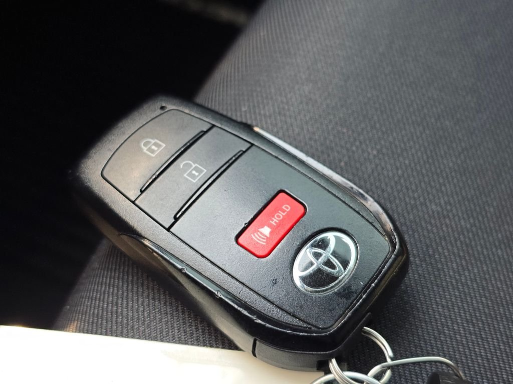 Used 2025  Toyota  image 36