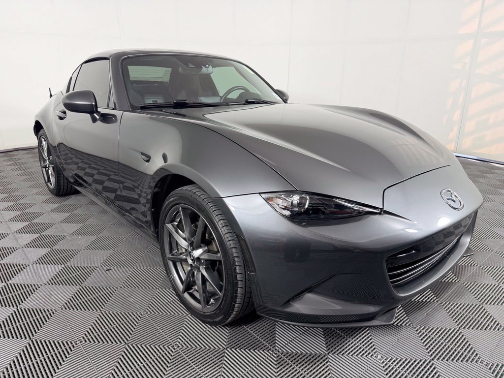 Used 2017 Red Mazda Grand Touring image 11