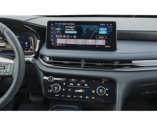 Used 2026 Radiant White/Black Obsidian INFINITI SPORT image 12