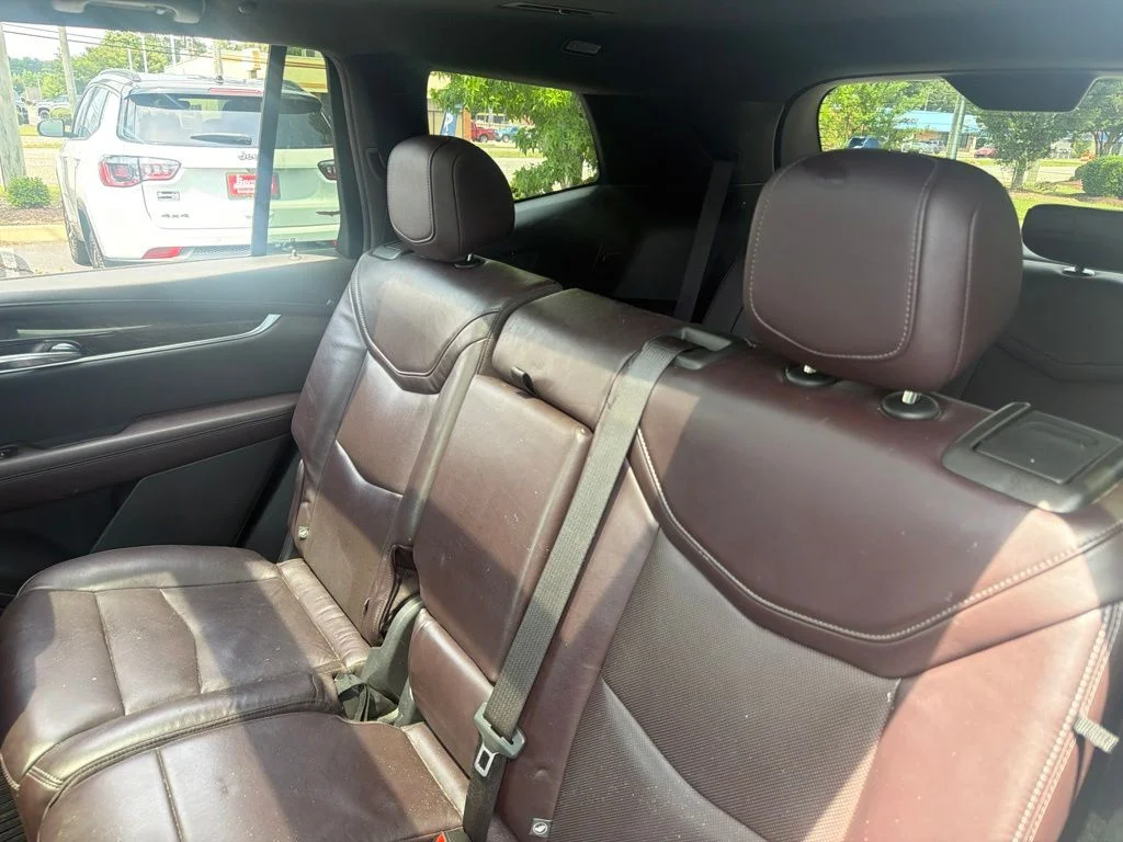 Used 2020 Silver Cadillac Premium Luxury image 10