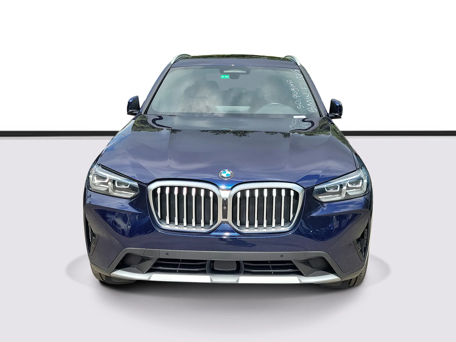 Used 2023 Tanzanite Blue II Metallic BMW sDrive30i image 2