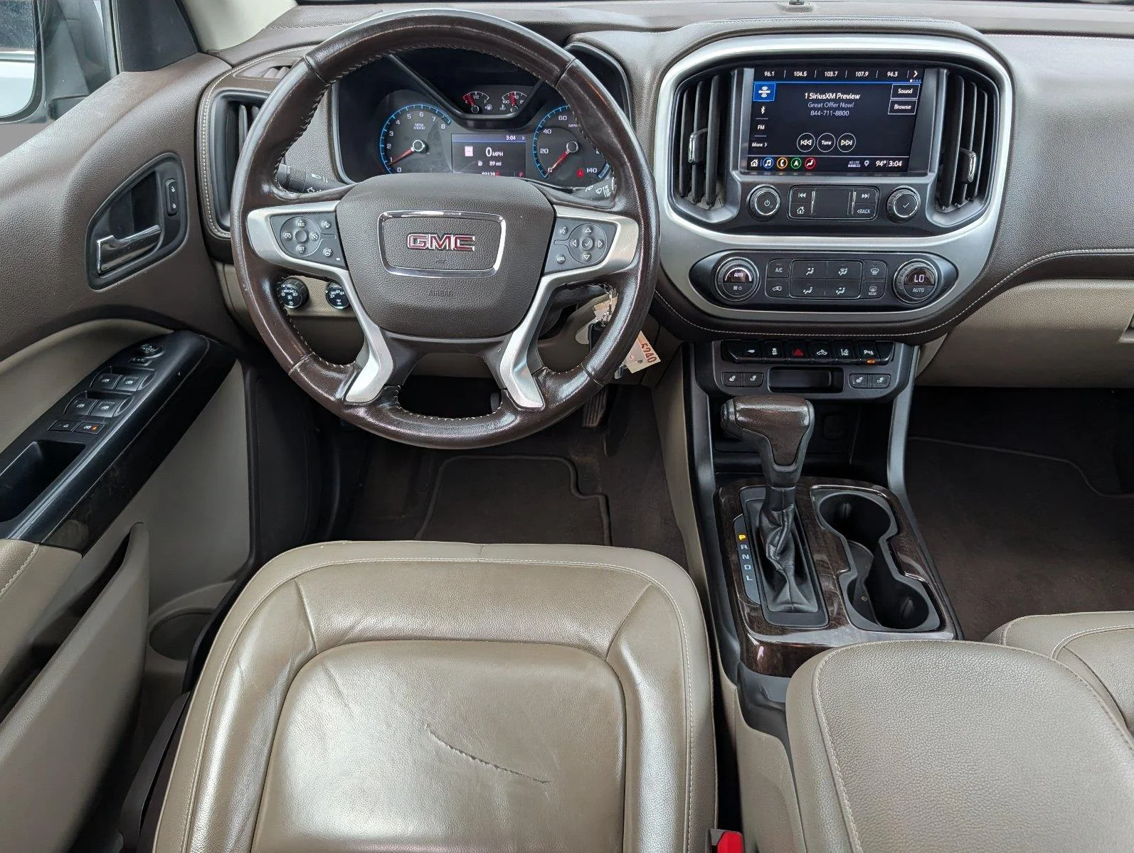 Used 2020 SUMMIT WHITE GMC 4WD SLT image 29