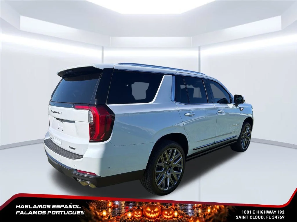 Used 2026 Glacier White Tricoat GMC Denali Ultimate image 5
