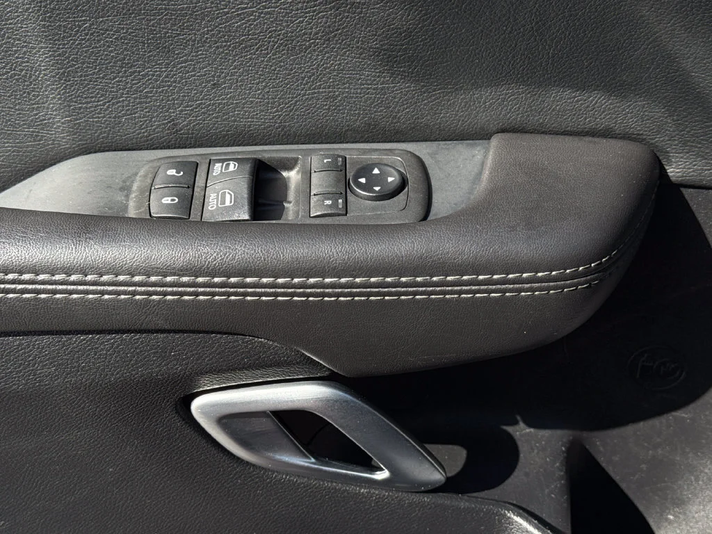 Used 2019  Dodge R/T image 26