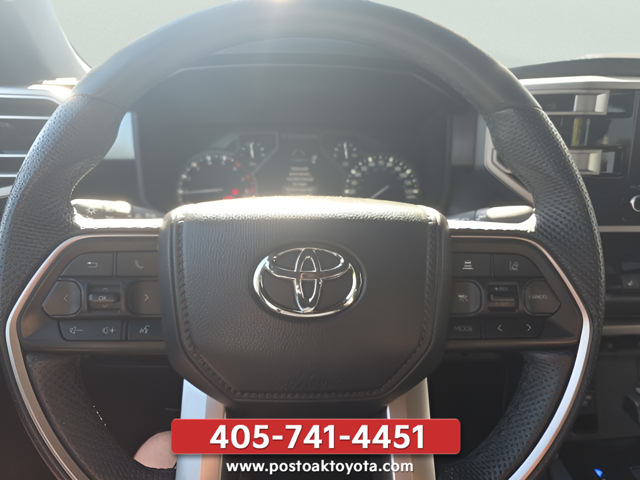 Used 2025  Toyota SR5 image 16