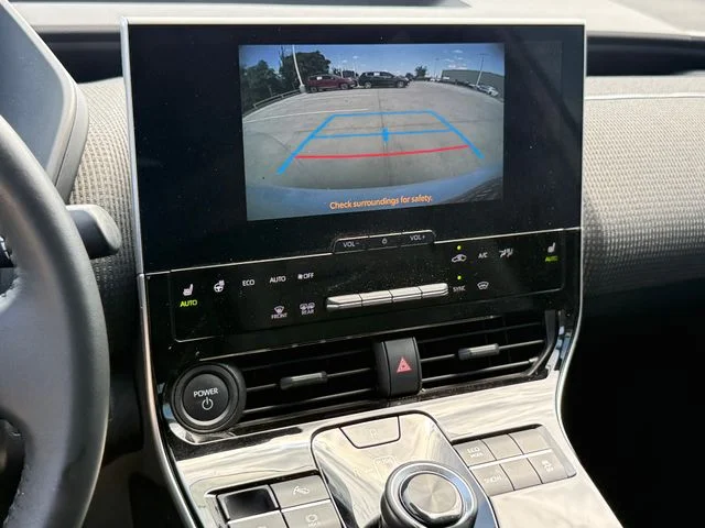 Certified Used 2024 WIND CHILL PEARL Toyota XLE image 20