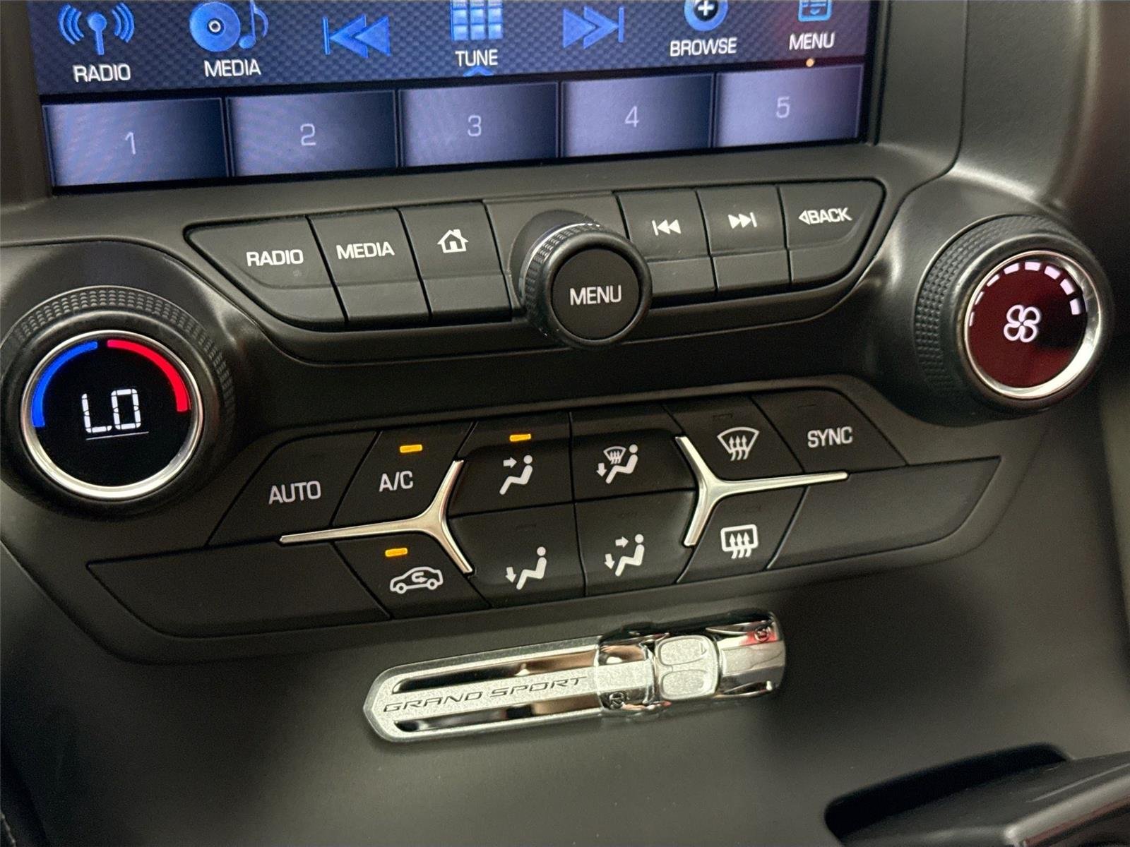 Used 2018 Arctic White Chevrolet Grand Sport 1LT image 24