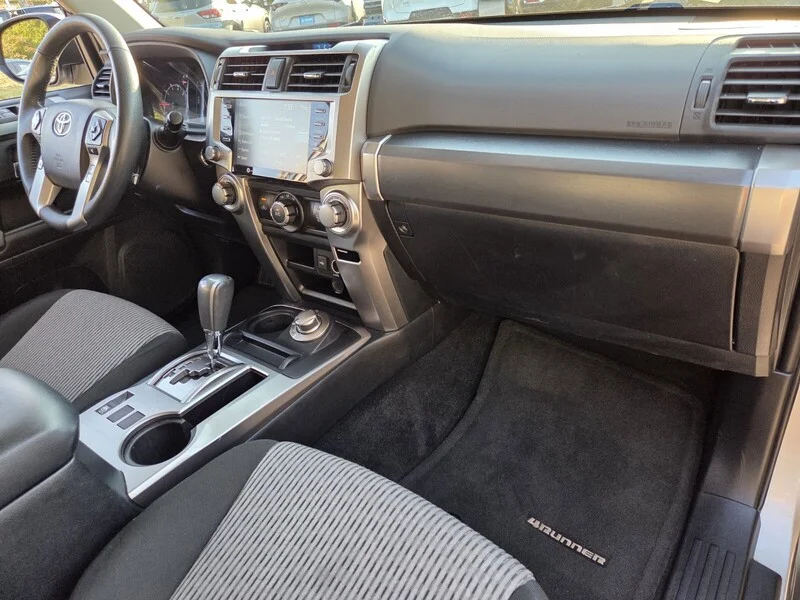 Used 2024 Classic Silver Metallic TOYOTA SR5 image 16