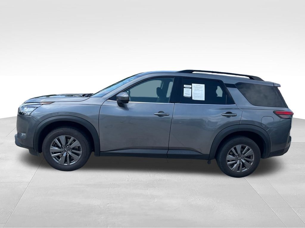 Used 2024 Gray Nissan SV image 2