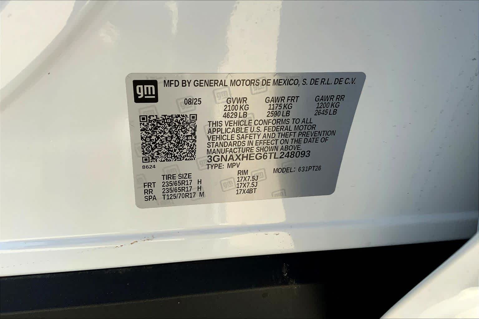 Used 2026 Summit White Chevrolet FWD LT image 34