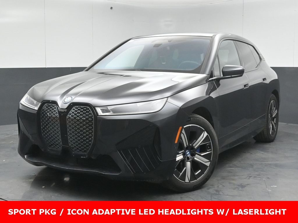 2023 BMW IX - Image 2