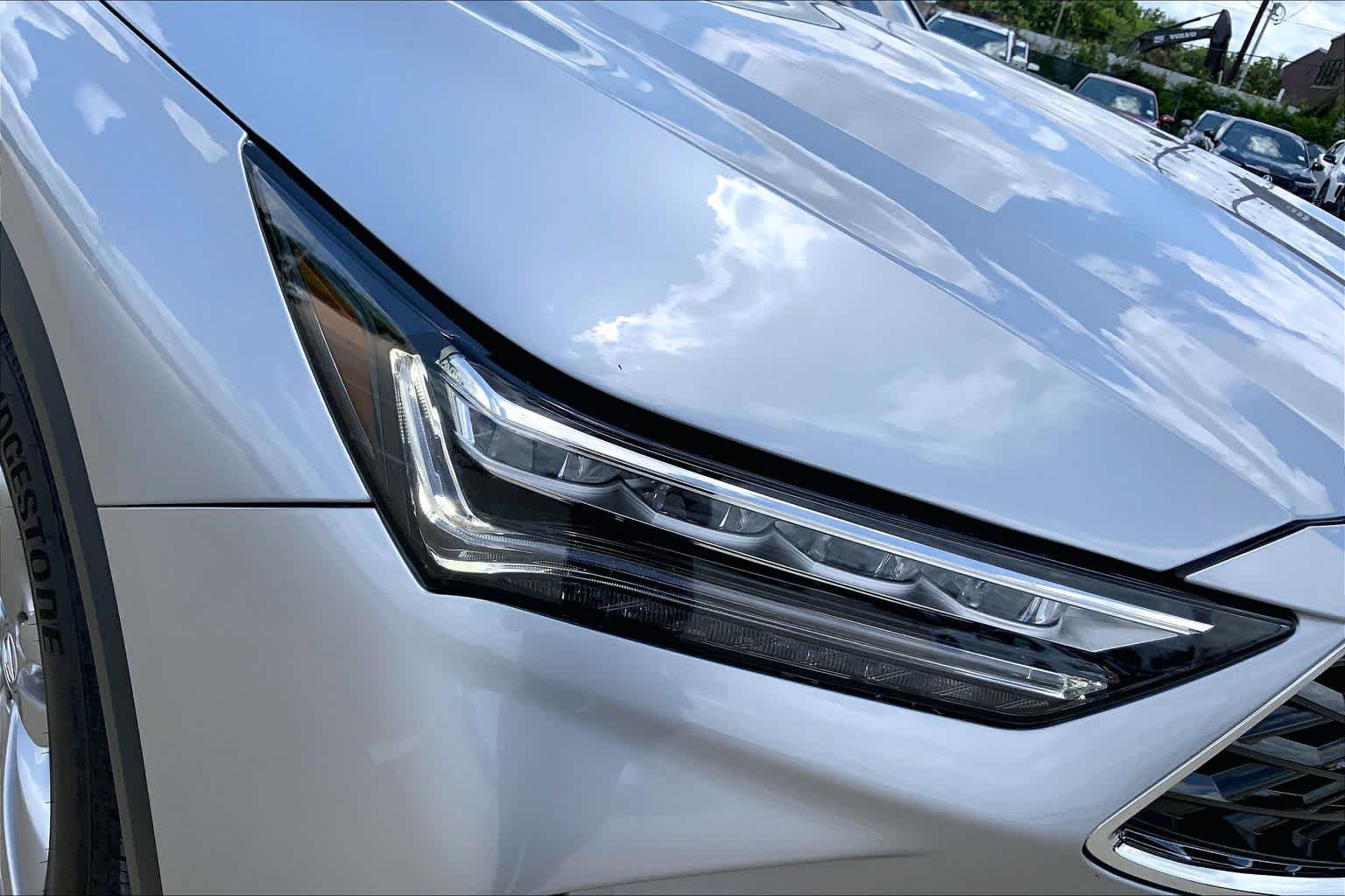 Used 2026 Solar Silver Metallic Acura  image 27