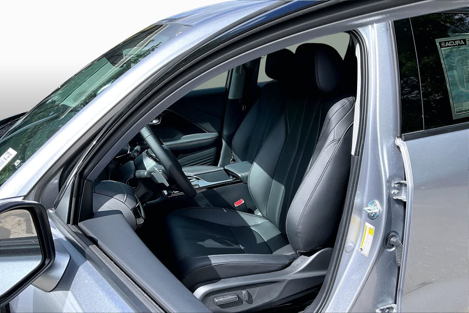 Used 2026 Solar Silver Metallic Acura  image 9