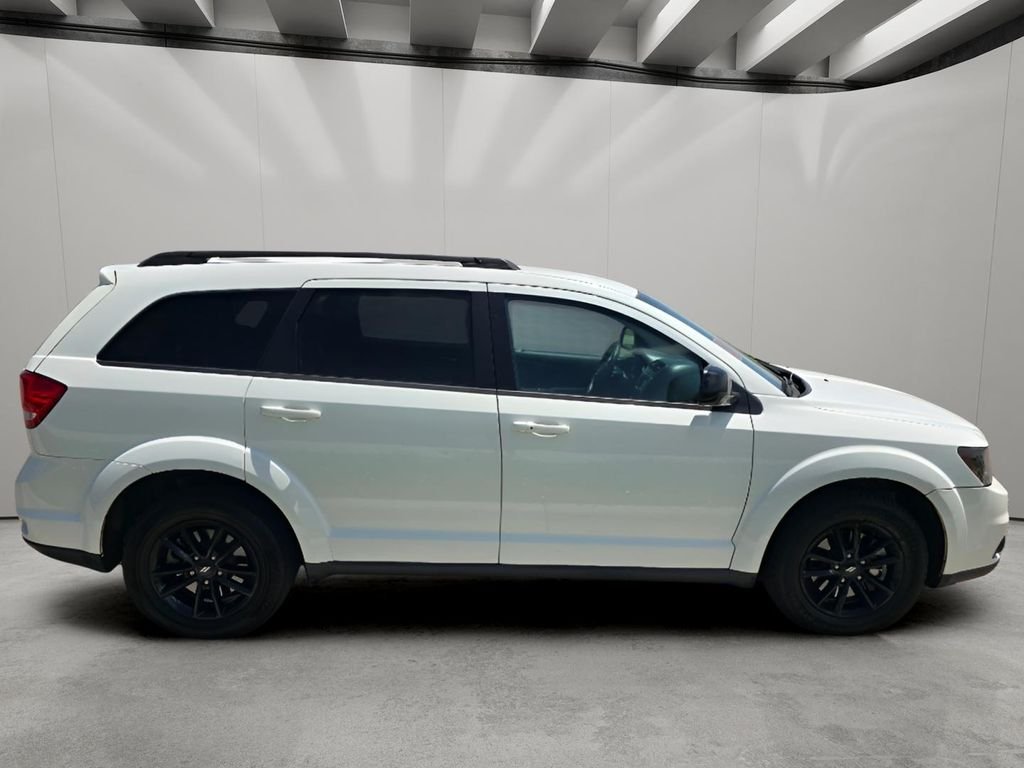 Used 2019 Vice White Dodge SE image 6