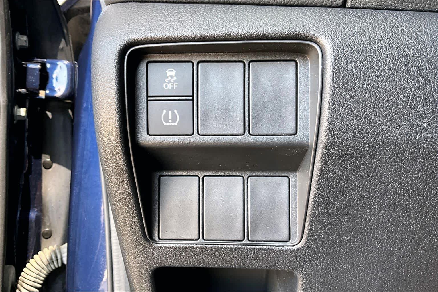 Used 2019 Obsidian Blue Pearl Honda LX image 33