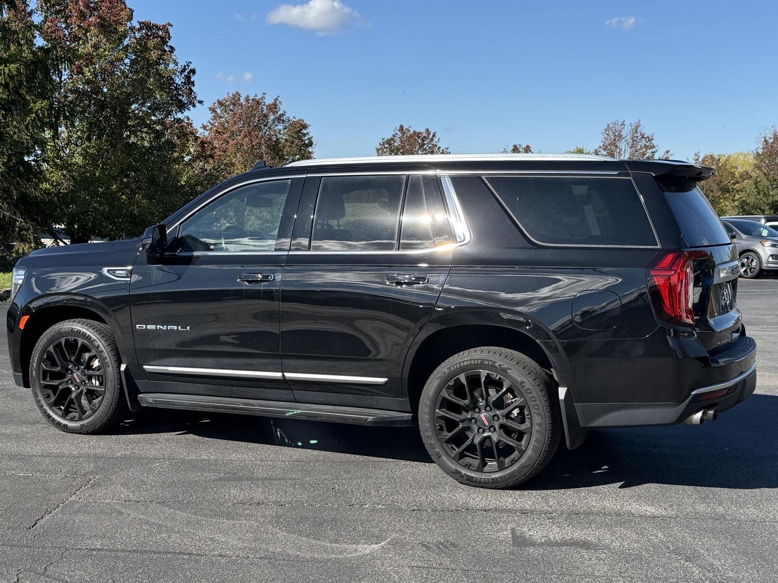 Used 2023 Onyx Black GMC Denali image 4