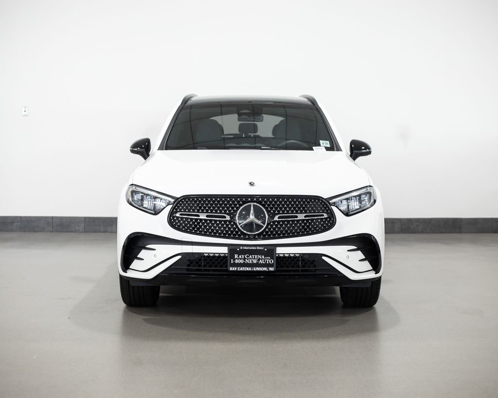 Used 2026 White Mercedes-Benz GLC 300 image 2