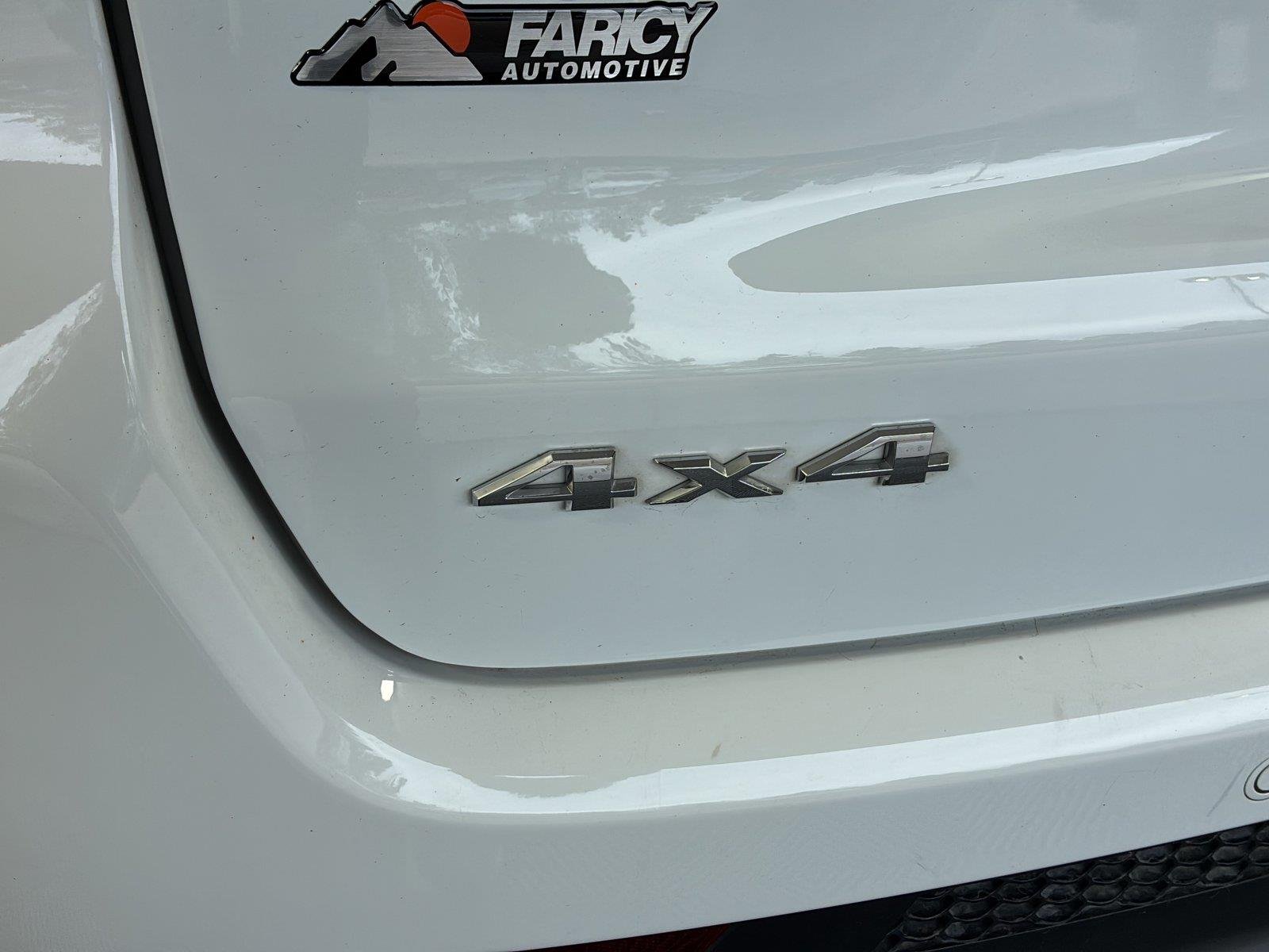 Used 2024 Bright White Clearcoat Jeep Limited image 32