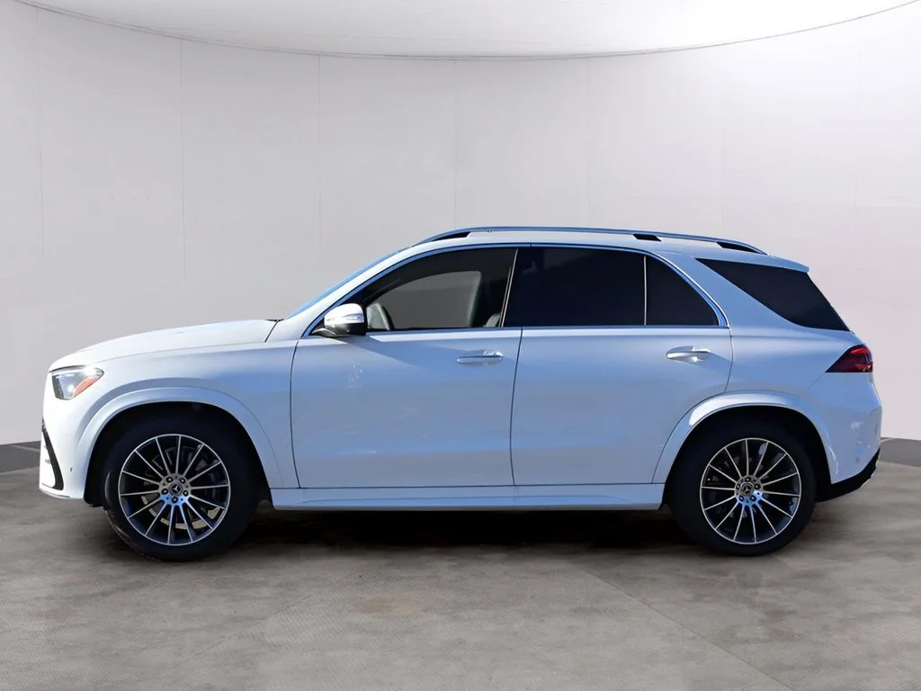Certified Used 2026 MANUFAKTUR Moonlight White Metallic Mercedes-Benz GLE 350 image 4