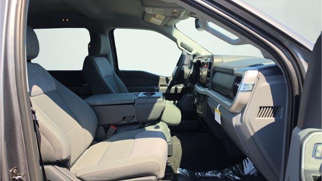 New 2026 Carbonized Gray Metallic Ford F-350® XLT image 39